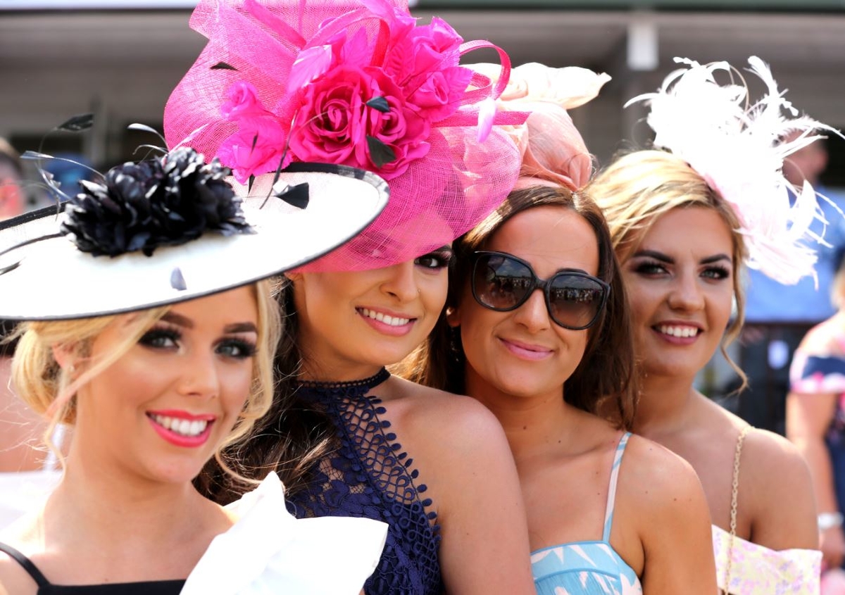 AYR RACES SPRAY TAN.JPG