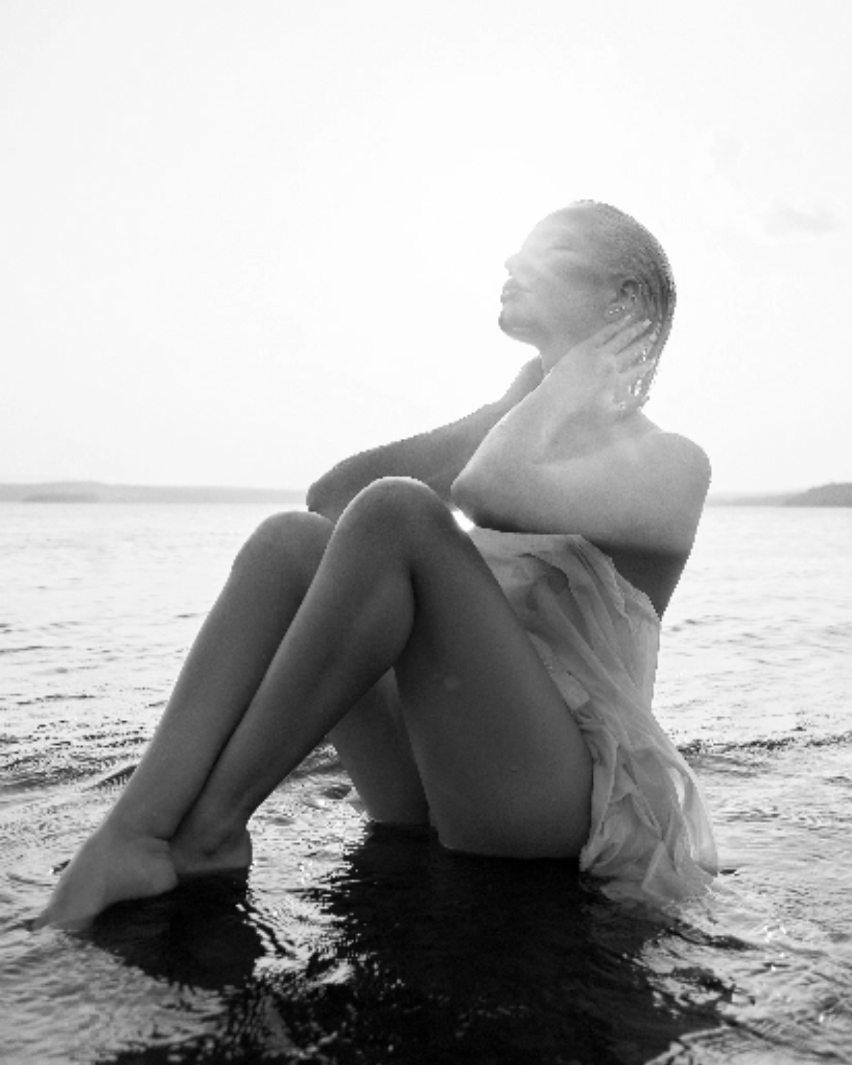 Fully insured professional mobile spray tanning at home | BeautyRokz Ayrshire